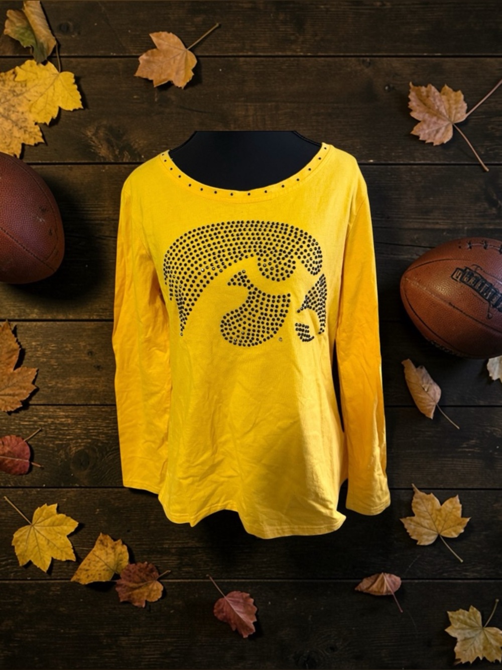 Iowa Hawkeyes Rhinestone Long Sleeve Shirt Women’s Large Yellow Bling Top